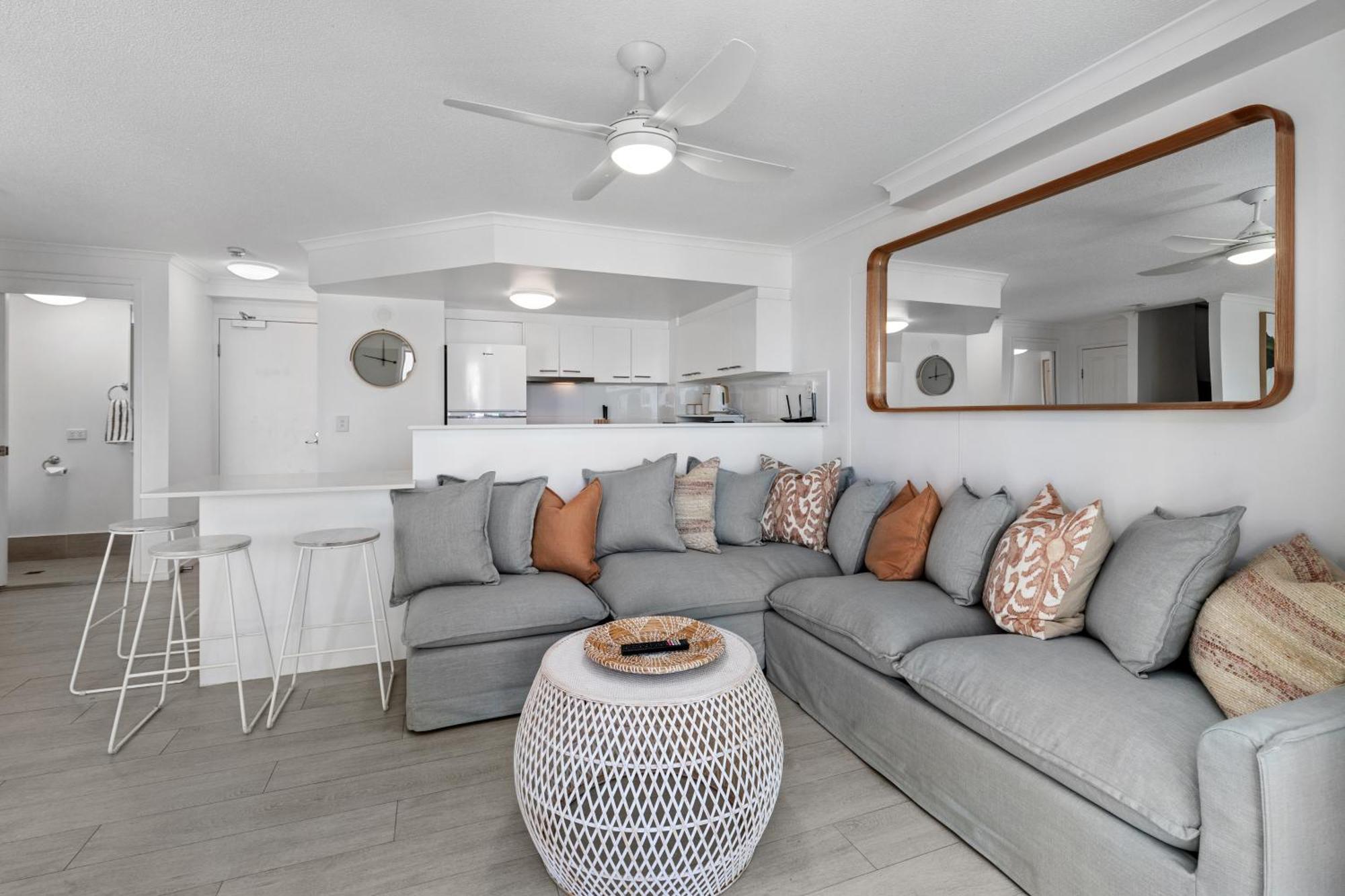 Emerald Sands Holiday Apartments Surfers Paradise Habitación foto